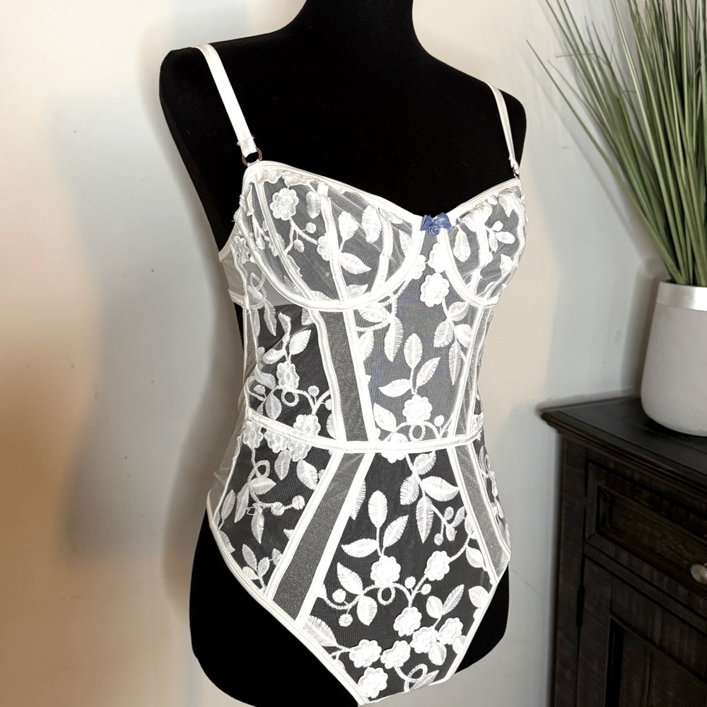 Bras N Things Flower lace Body suit